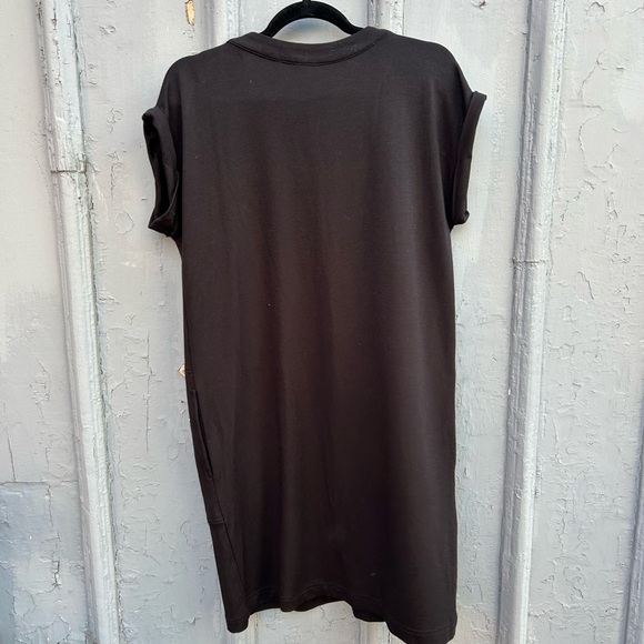 Lou & Grey Signaturesoft Henley Pocket Dress, Small - Picture 6 of 10